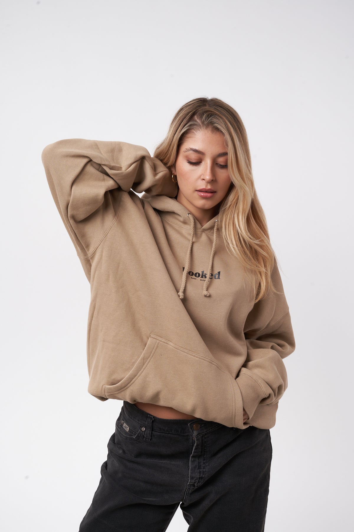 LIVE THE MOMENT SADDLE HOODIE
