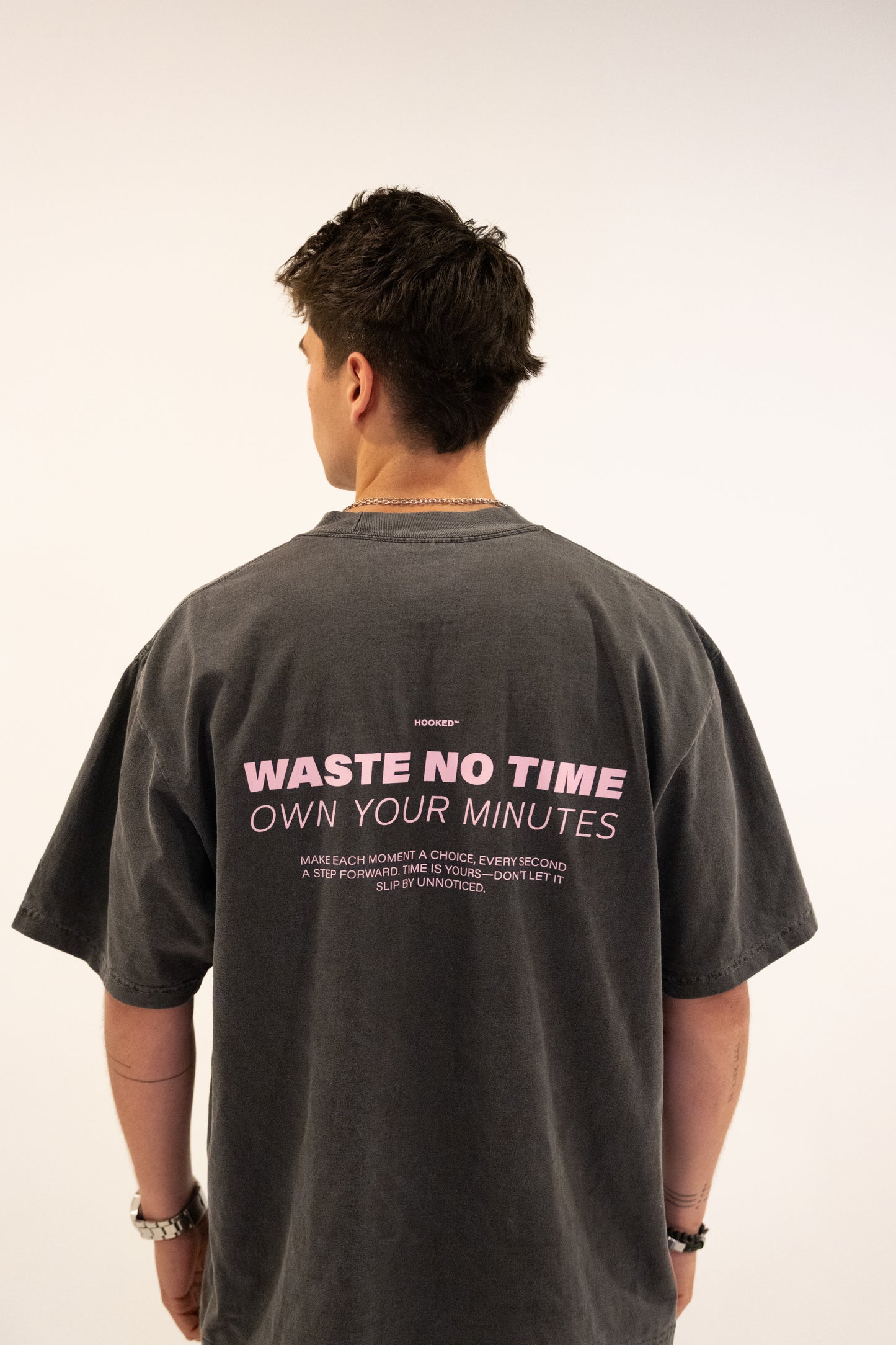 WASTE NO TIME SHADOW TEE