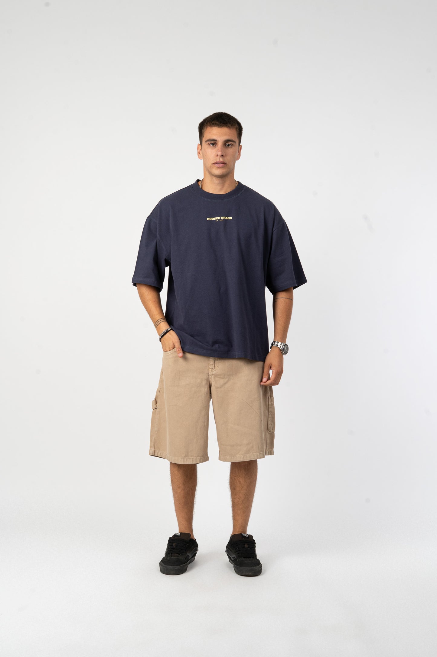 KHAKI SHORTS