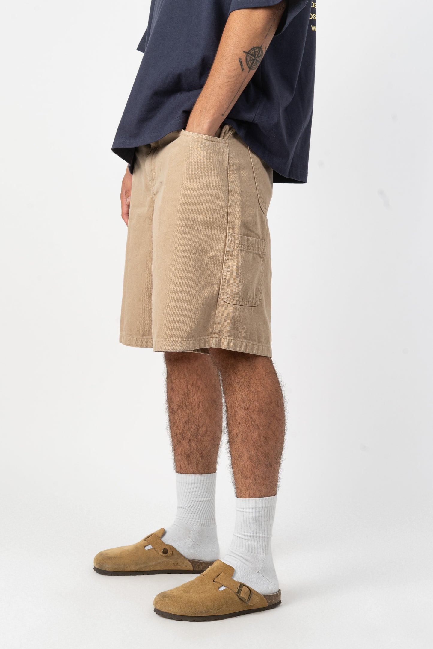 KHAKI SHORTS