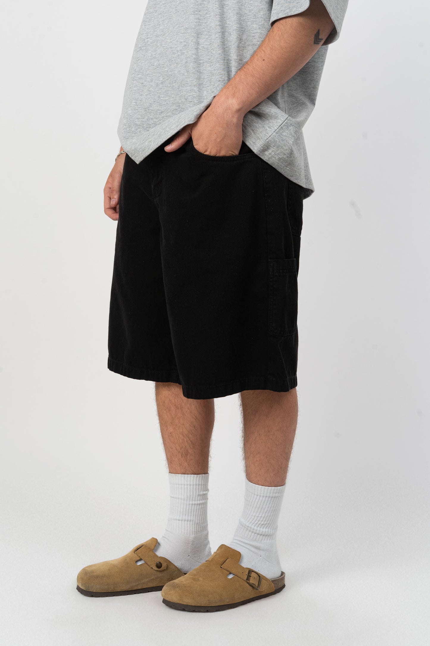 BLACK SHORTS