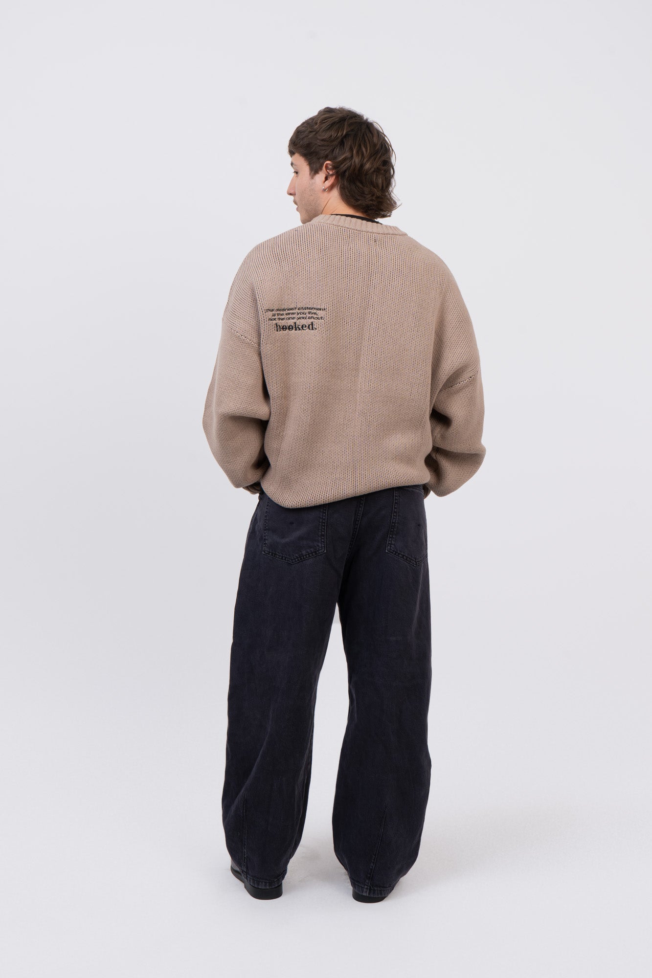 OVERSIZED SADDLE KNIT