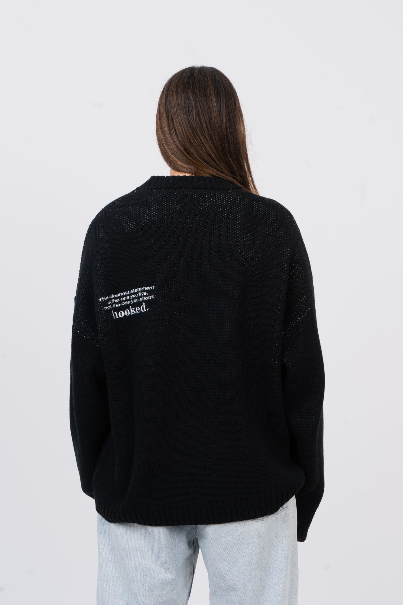 OVERSIZED BLACK KNIT