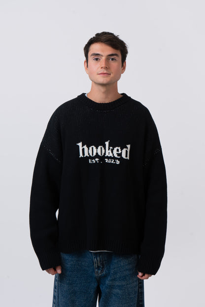 OVERSIZED BLACK KNIT