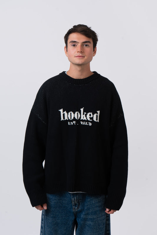 OVERSIZED BLACK KNIT